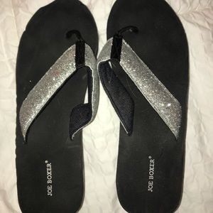 JOE BOXER WOMENS SPARKLY WEDGED SANDAL